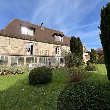 Maison De La Source Génis Exterior foto